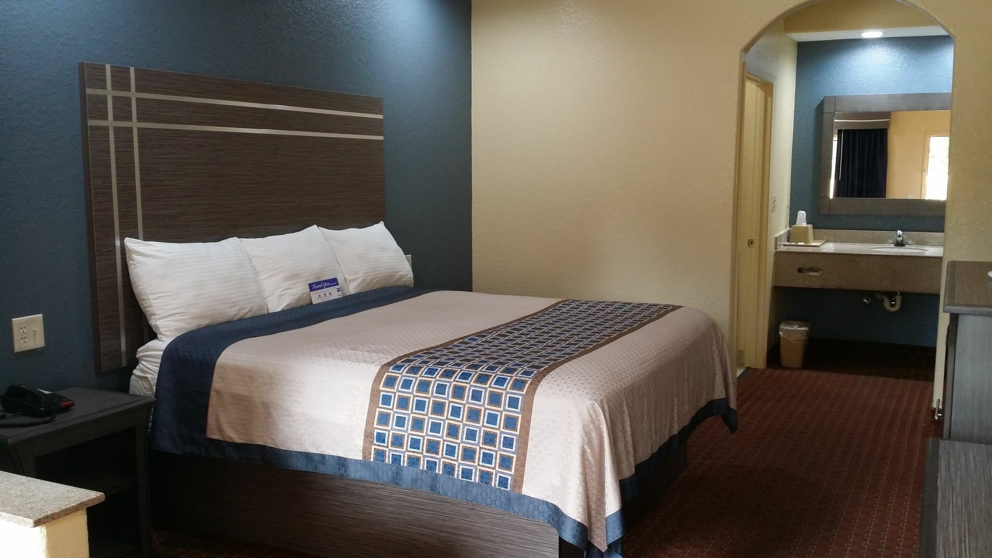 Americas Best Value Inn & Suites Northeast Houston Exterior photo